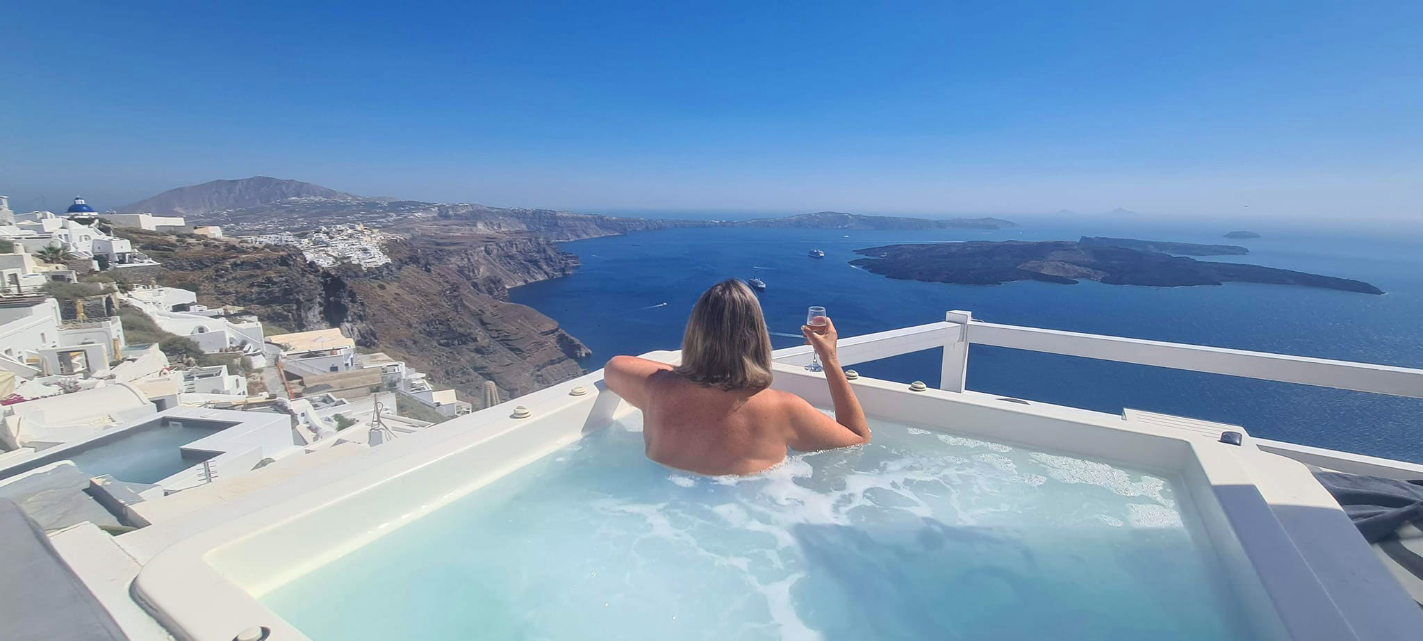 Image Credit: TRAVEL THE WORLD AND SMILE HAPPY TRAVELLING WITH DAVIE