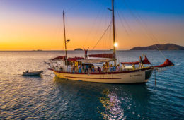 Whitsundays Sailing Boat