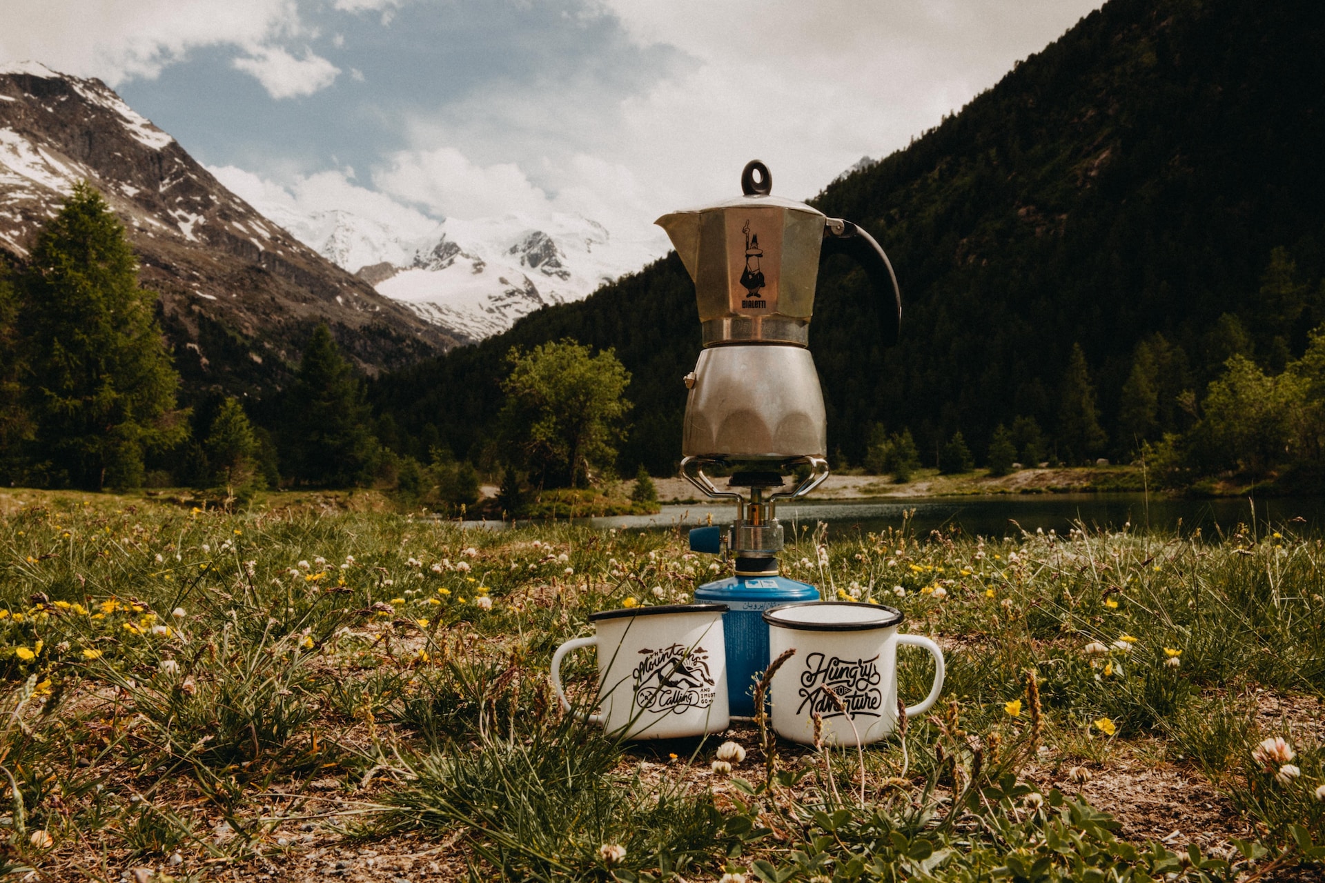 How to Make Coffee a Part of Your Travel Routine