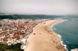 Discovering Nazaré: Portugal's Surfing Paradise - Discovering Nazare - praia da nazaré