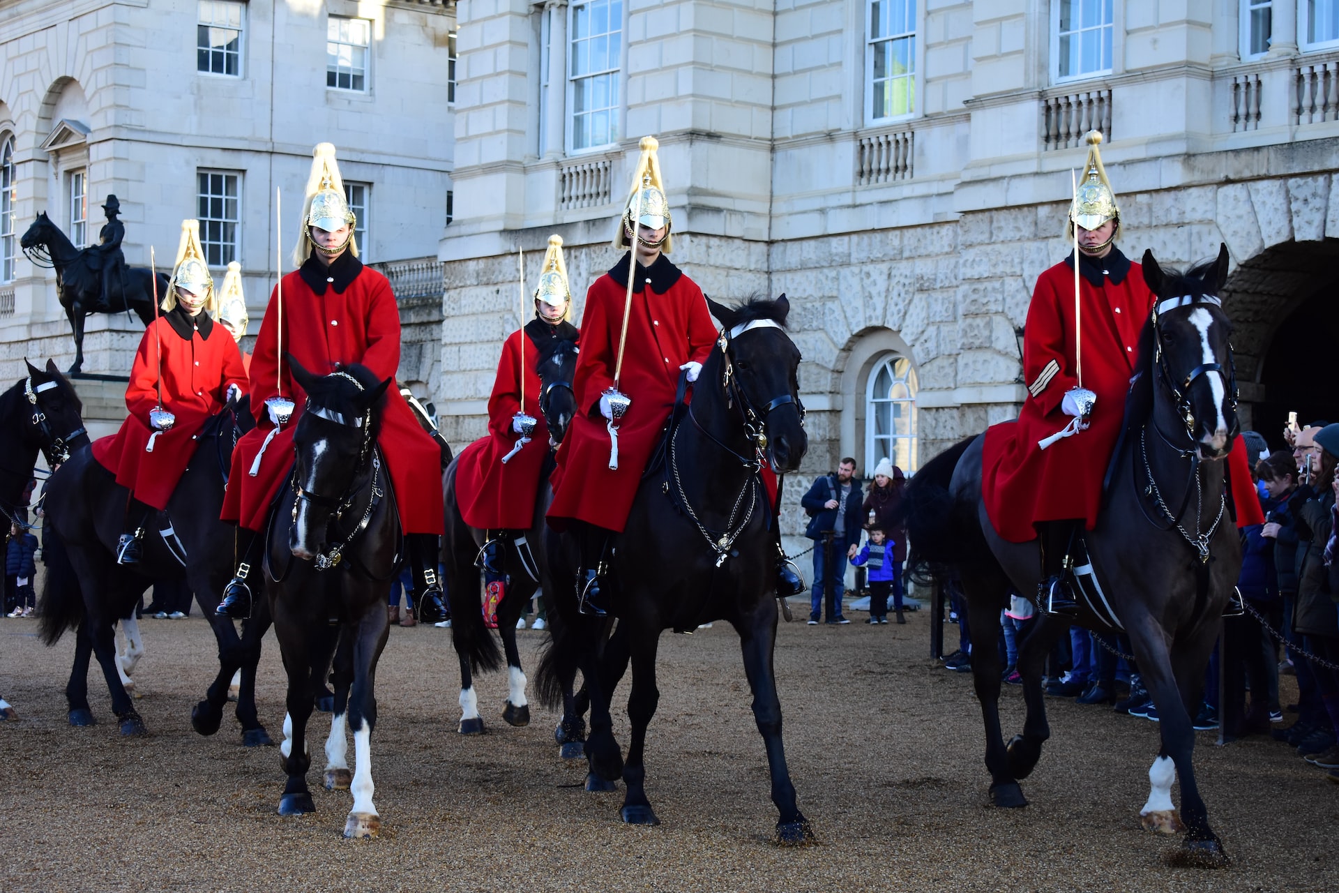 Best Free Things to do in London - Changing of Guard Ceremony Buckingham Palace