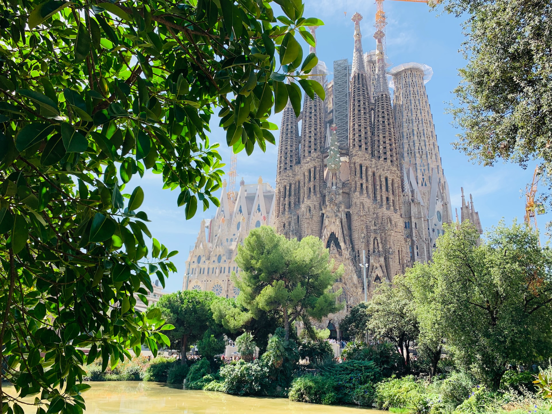 Breathtaking Architectural Marvels: La Sagrada Familia