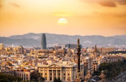 Exploring Barcelona: A Complete Travel Guide la rambla la boqueria market plaça de catalunya