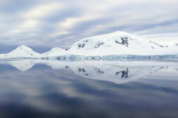 Svalbard Travel Guide: Top Things to Do in the Arctic Archipelago
