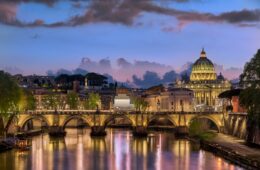 Rome Destination Guide: A Classical Must-Visit City | For panoramic views of the city