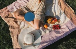 5 Reasons Why You Need a Good Travel Blanket as a Frequent Flyer