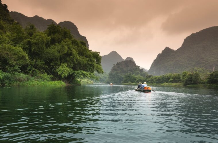 Experiences You Need to Do At Least Once in Your Life base camp