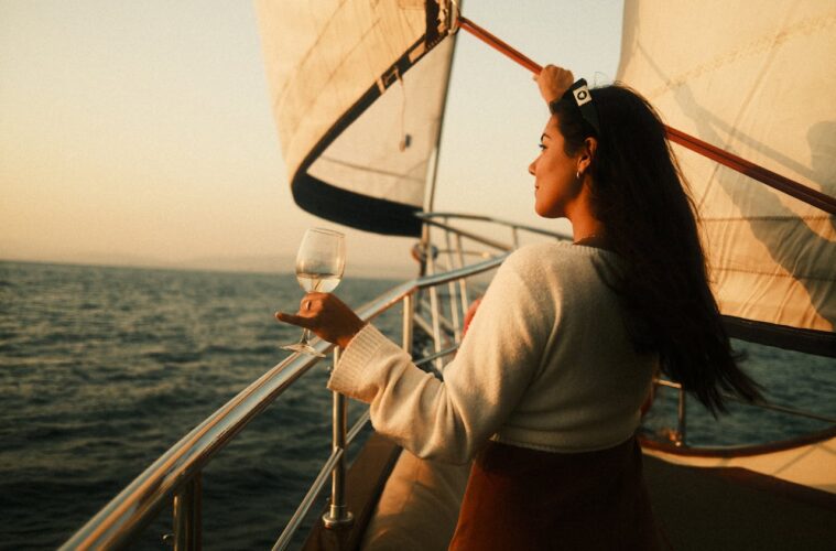 Tips for Planning a Surprise Romantic Sailing Trip