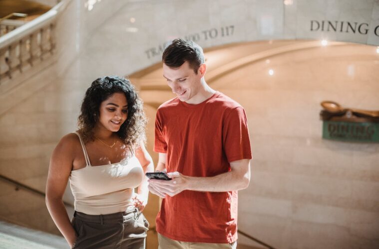How to Keep Your Mobile Data Usage Low on Your Next Trip | select mobile data usage