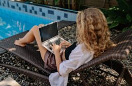 Working Abroad: Tips to Thrive in a New Culture and Career language barriers