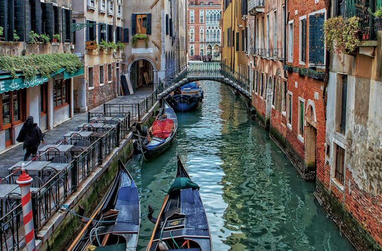 Unveiling Venice: Top Islands and Must-see Sights | The biggest canal in the city of Venice is the popular Grand Canal. And you would most certainly...